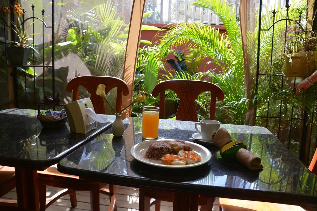 Hotel Aloha Манагуа Екстериор снимка